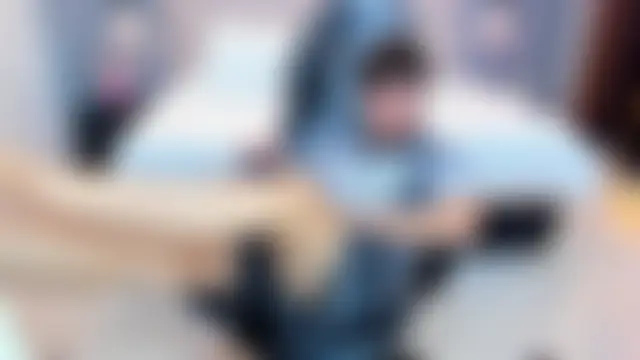 Tommy18__'s Live XXX Chat
