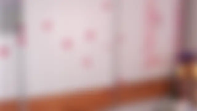Pokój czatu na żywo – CherlyGuss