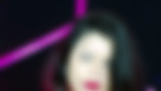 EssenaMonroe's Live Chat Room
