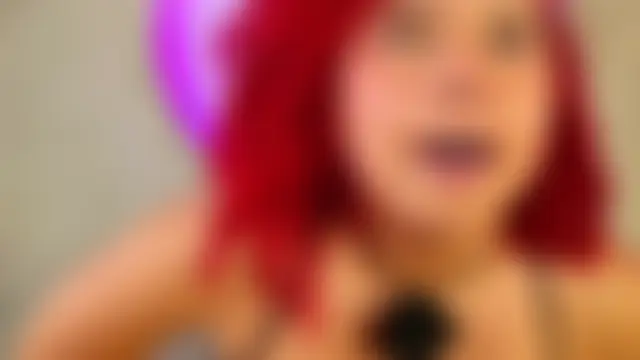 lara_curly's Live XXX Chat