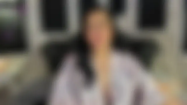 adelinemoretti Adlı Modelin Canlı XXX Sohbeti