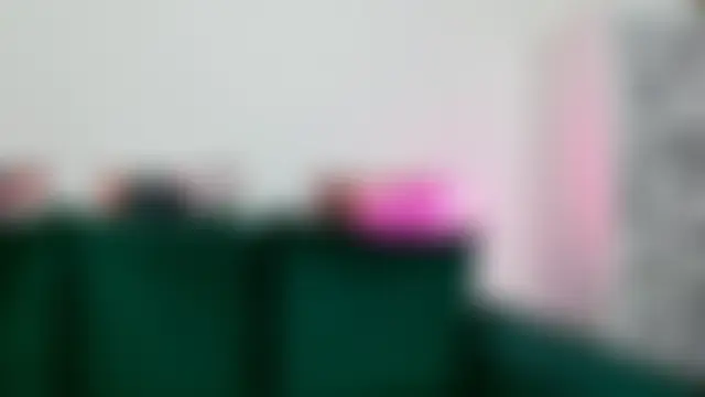חדר צ'אט בשידור חי של MollyMosley