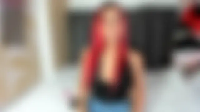 MiaGinger_ Adlı Modelin Canlı XXX Sohbeti