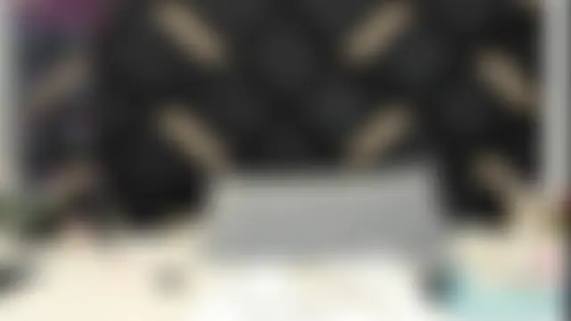 MelisaKovacs' Live XXX Chat
