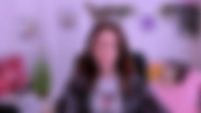 חדר צ'אט בשידור חי של liana_kisses