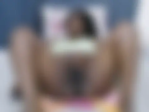 Chat +18 de Cute_lyn ao vivo