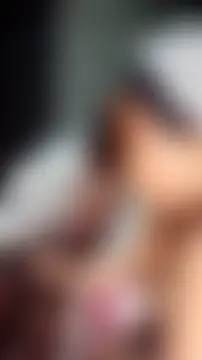 ChubbyMidgetxxx19's Live XXX Chat