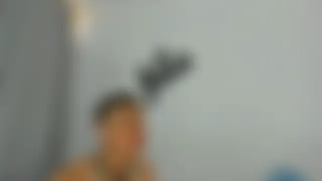 Austin_Bitch: διαδικτυακό σόου στην κάμερα