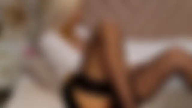 EvaXElfi – Naživo XXX chat