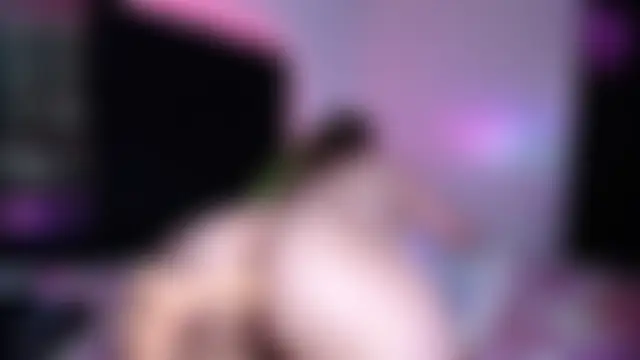 viviana_simmons28's Live Chat Room