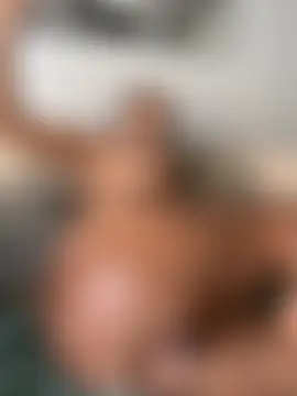 SexyDee025's Live XXX Chat