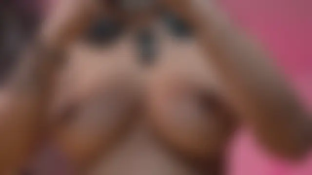 im_annie Adlı Modelin Canlı XXX Sohbeti