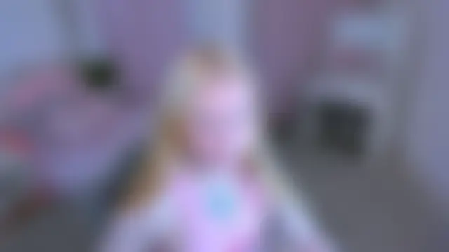 Laly_Peach: онлайн-секс-чат