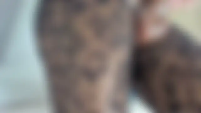 Austin_Bitch 现场性爱视讯表演