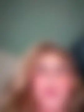 Seks show uživo modela celyTSversa na kameri