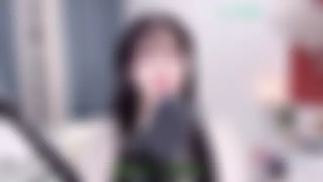 دردشة Laura_520 الجنسية المباشرة
