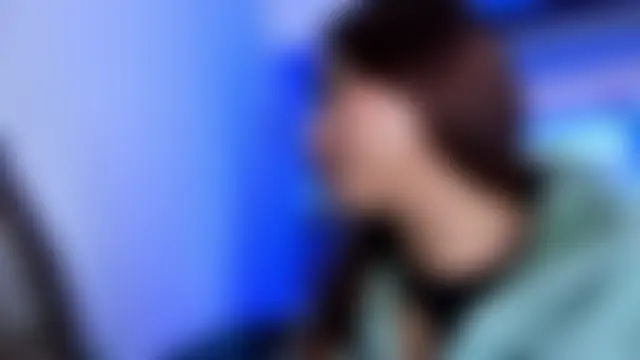 Saelivrae's Live XXX Chat