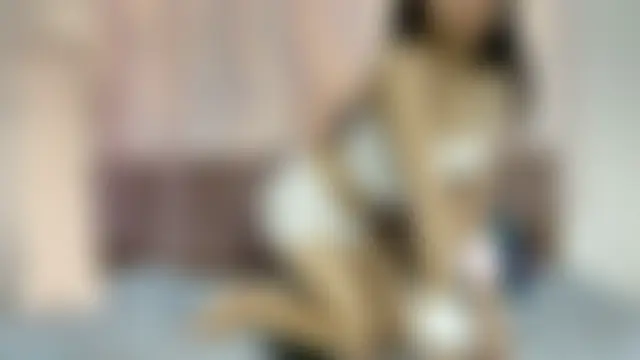 shy_pink_doll 网络视讯表演