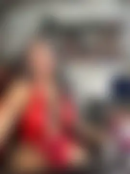 innocenttemplegirlのライブXXXチャット
