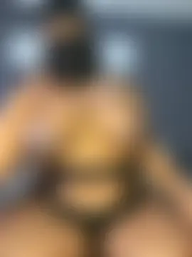 Ebony_Warlock_ élő XXX-chatje