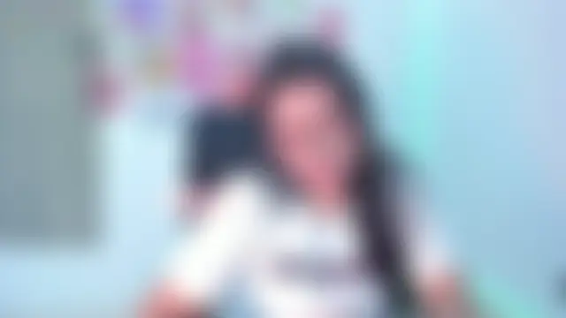 mypretty_isabella Adlı Modelin Canlı XXX Sohbeti