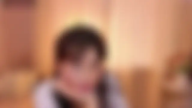 SheilaRare Adlı Modelin Canlı XXX Sohbeti