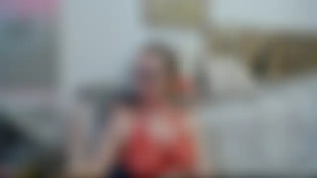 SquirtyEleanor's Live XXX Chat