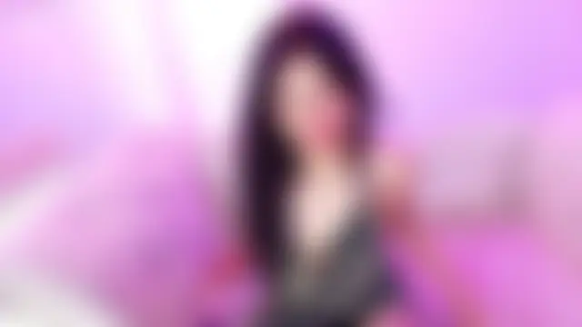 Maddie_T18 Adlı Modelin Canlı XXX Sohbeti