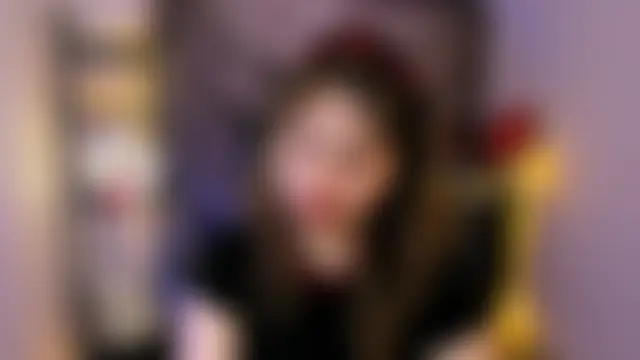 TessaMillのライブXXXチャット
