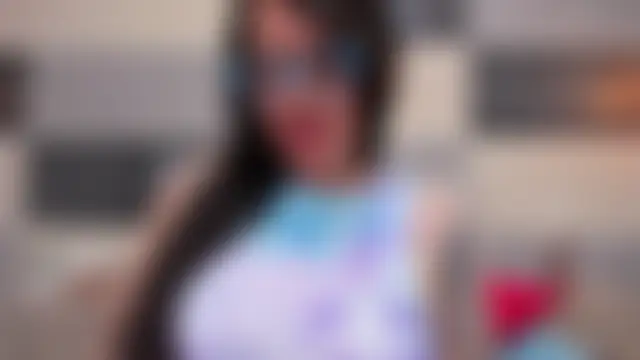 Zara_Jackson Adlı Modelin Canlı XXX Sohbeti