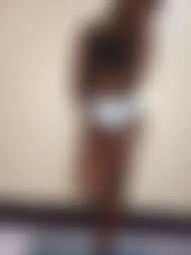 دردشة AishaBashilah الجنسية المباشرة