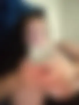 XXX chat uživo modela AMYRA_HOT