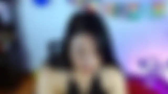 karimelee_ Adlı Modelin Canlı XXX Sohbeti