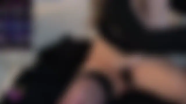 צ'אט XXX בשידור חי של RedNailsEce