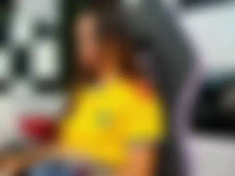 naomis_36 লাইভ চ্যাট রুম