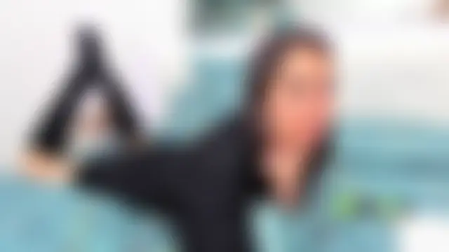 Chat +18 de SonyaParadise ao vivo