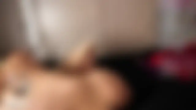 khloe__018's Live Chat Room