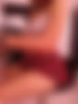 Lannah__ Adlı Modelin Canlı Sohbet Odası