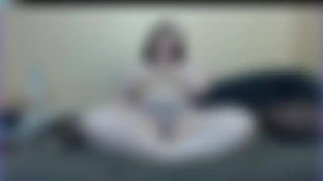 Woman_In_Black's Live Chat Room
