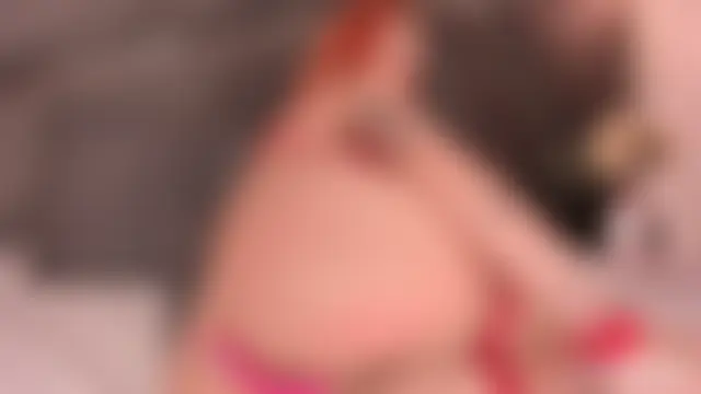 Nikky_Red_ Adlı Modelin Canlı Sohbet Odası