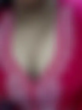 Hottypuja's Live Chat Room