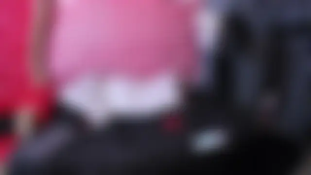 LiliThara's Live Chat Room