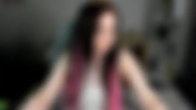 دردشة Emma-Blissa الجنسية المباشرة