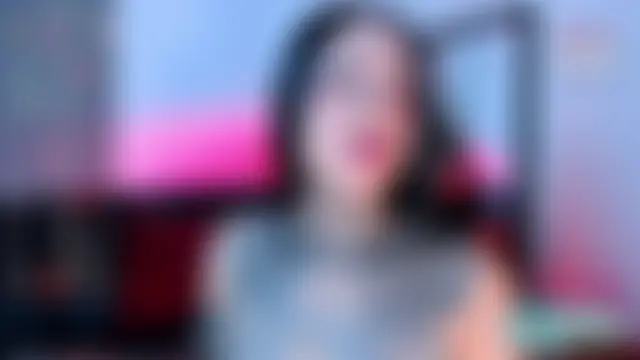lizzy_Roux Adlı Modelin Canlı Sohbet Odası
