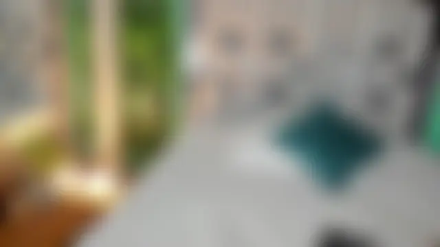Emilye_rousee's Live Chat Room