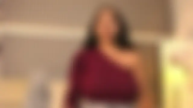 Victoria_Rosee Adlı Modelin Canlı Sohbet Odası