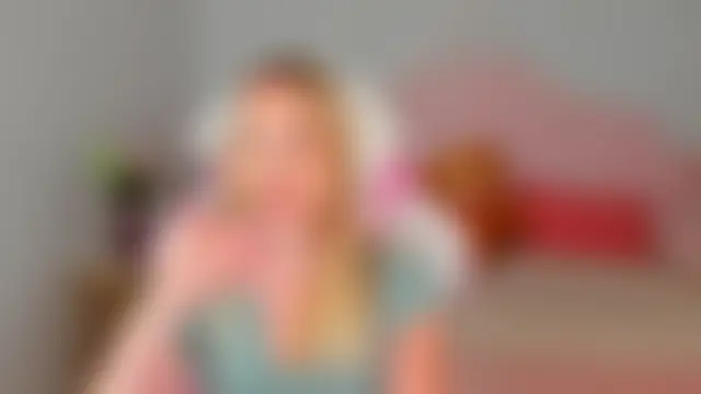 חדר צ'אט בשידור חי של ElaraVoltage
