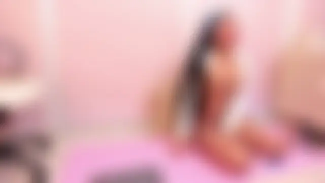 tifannygrey_ Adlı Modelin Canlı Sohbet Odası
