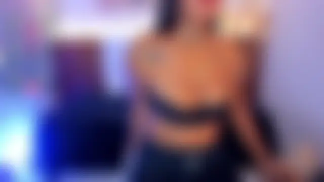 Tiana_Glow2 – live chatrum