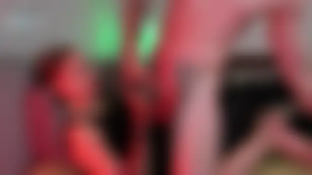 MrsTenderBeast 即時 XXX 聊天